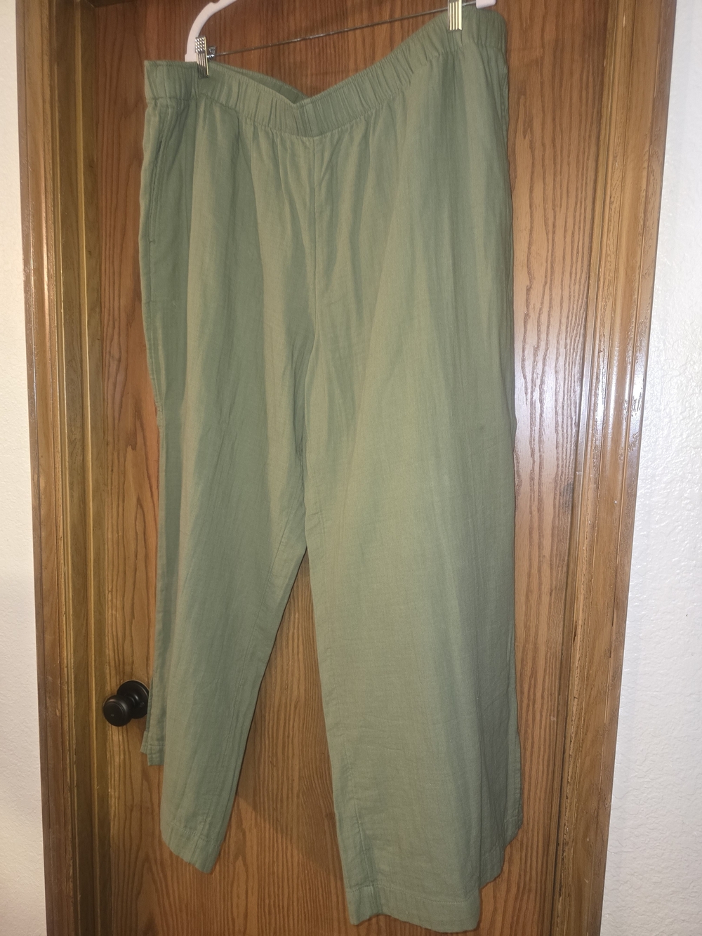 Old Navy Olive Wide-Leg Pants